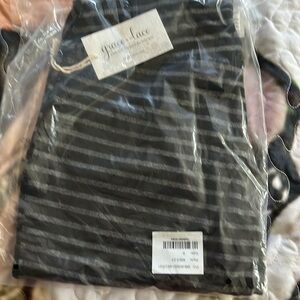 Grace & Lace striped jogger new in package smoke free home